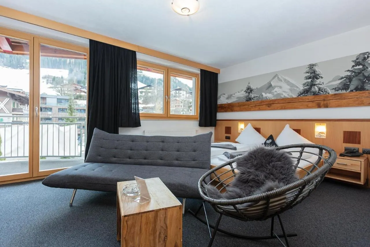 ***  Hotel Sonnberg Saalbach-Hinterglemm Austria