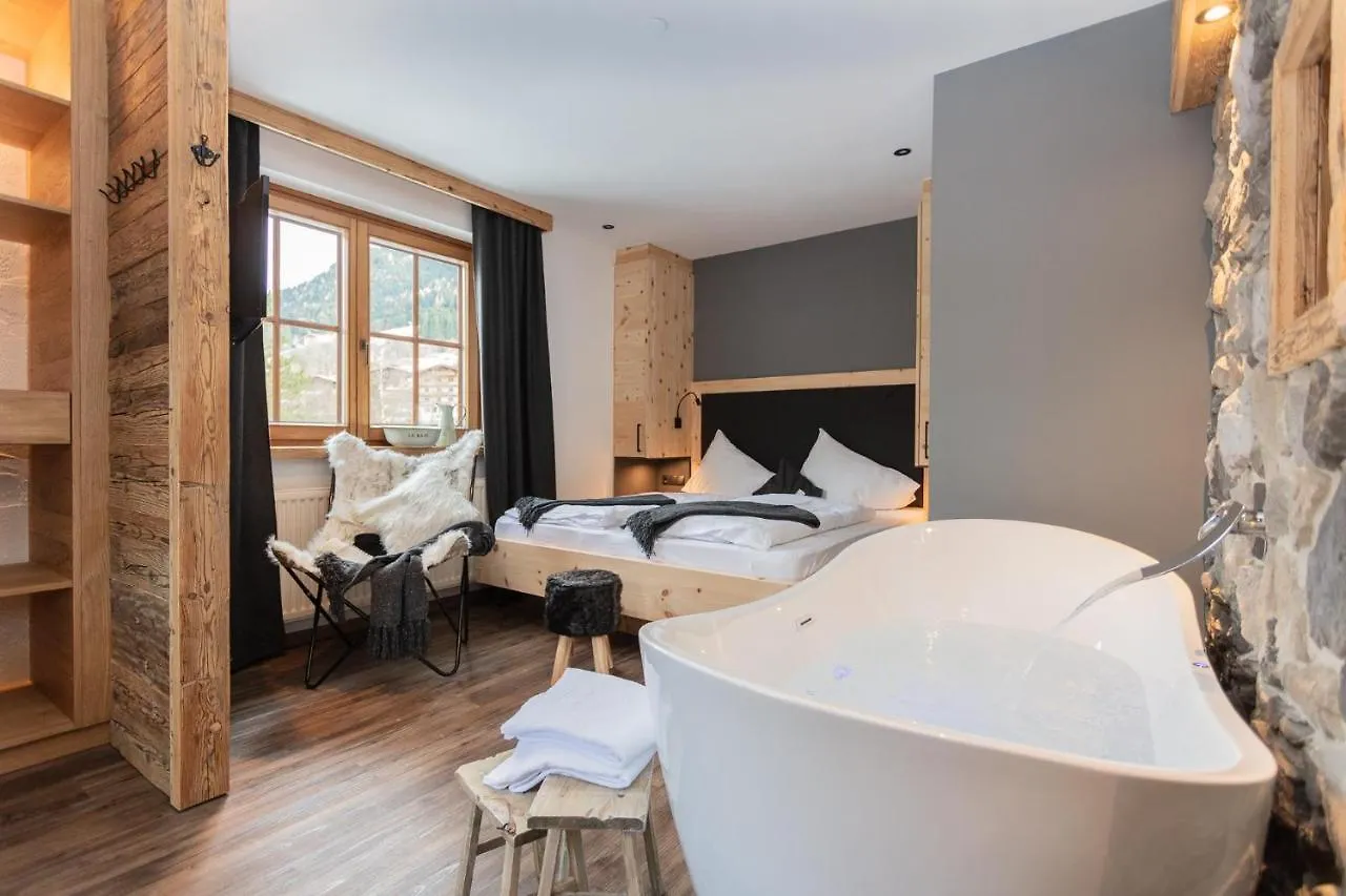 ***  Hotel Sonnberg Saalbach-Hinterglemm Austria
