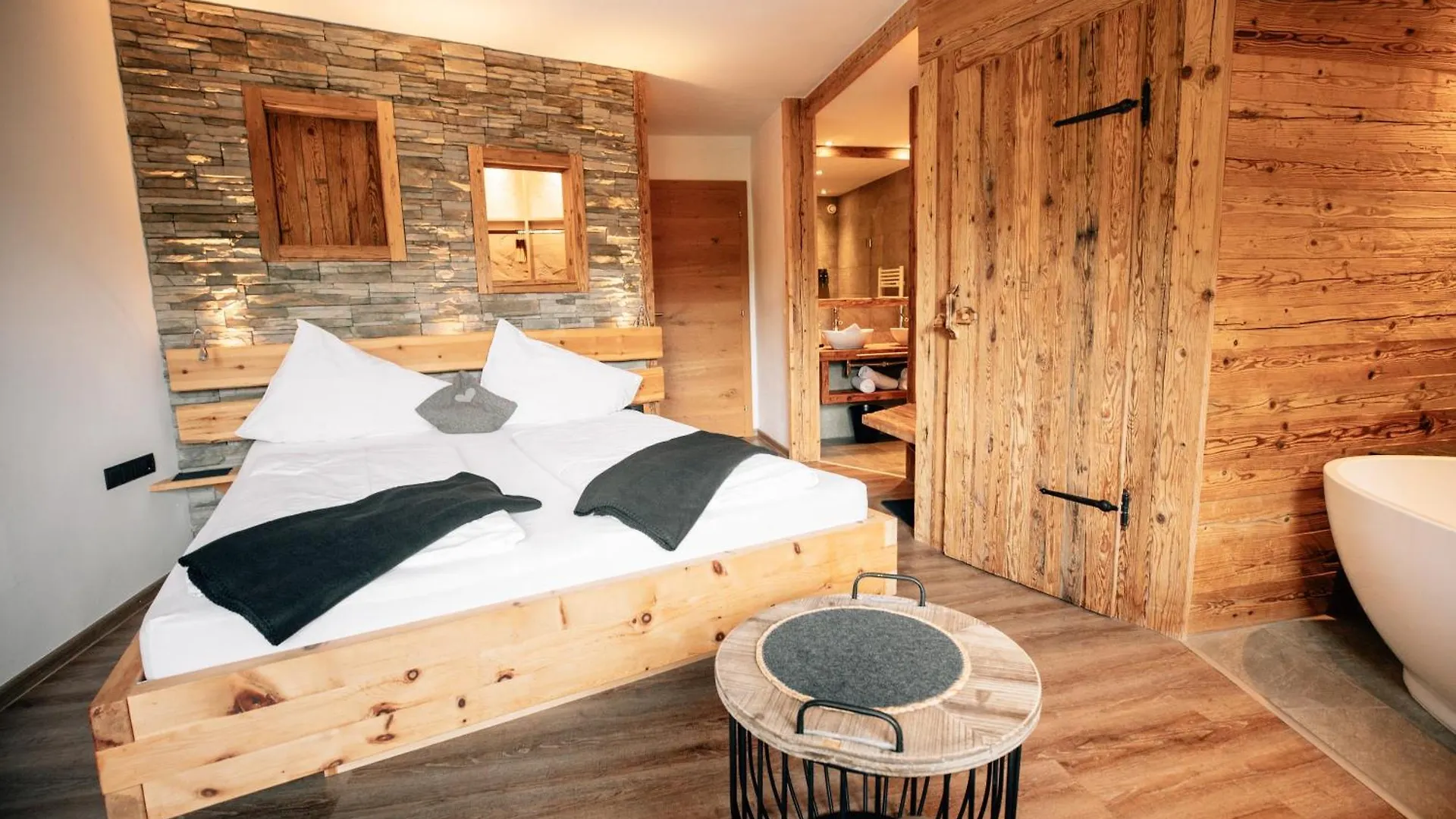 Hotel Sonnberg Saalbach-Hinterglemm 3*,